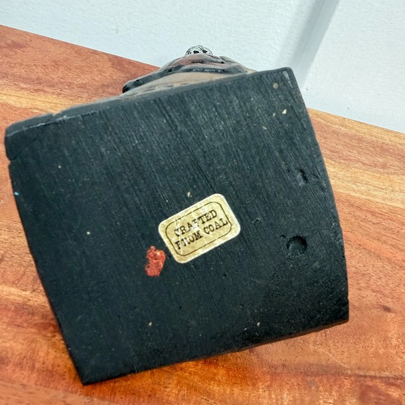 Moses Figurine Ten Commandments Crafted From Coal Metallic Detail Statue - Picture 4 of 8